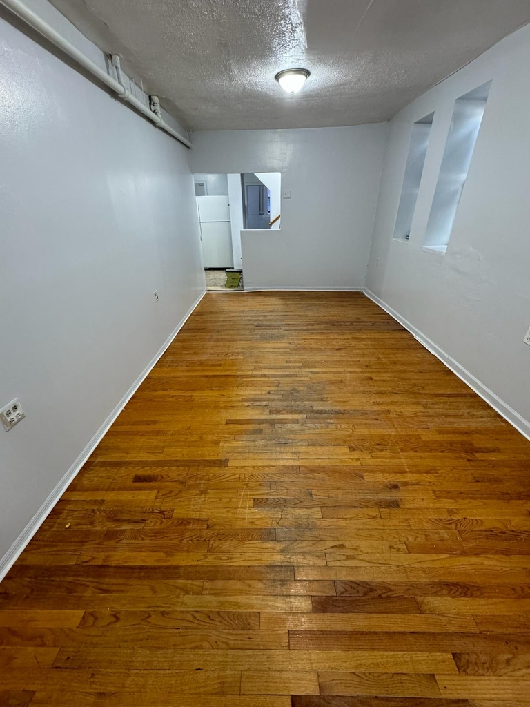 West 181st St / Grand Ave - Photo 3