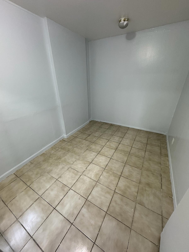 West 181st St / Grand Ave - Photo 1