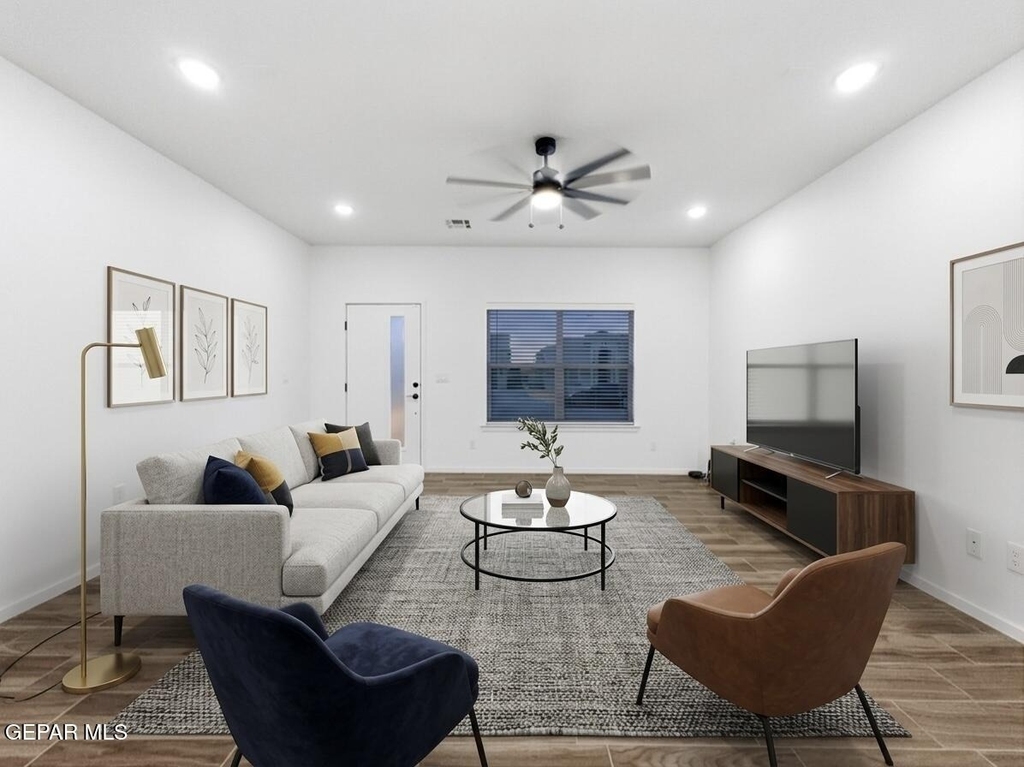 15113 Ambition Avenue - Photo 37