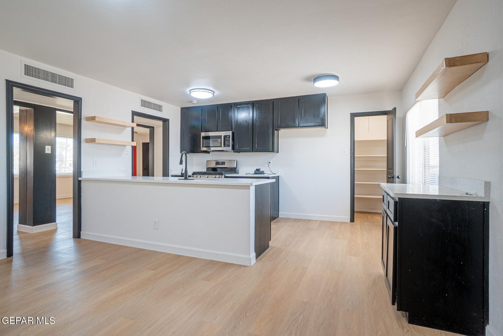 204 Balboa Road - Photo 5