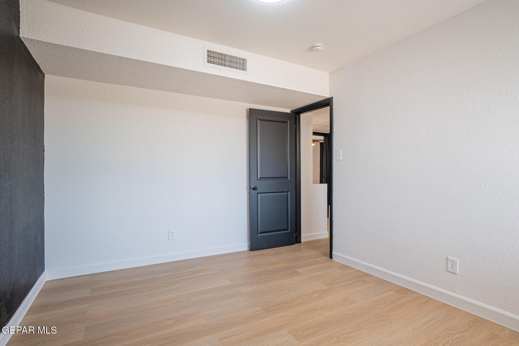 204 Balboa Road - Photo 12