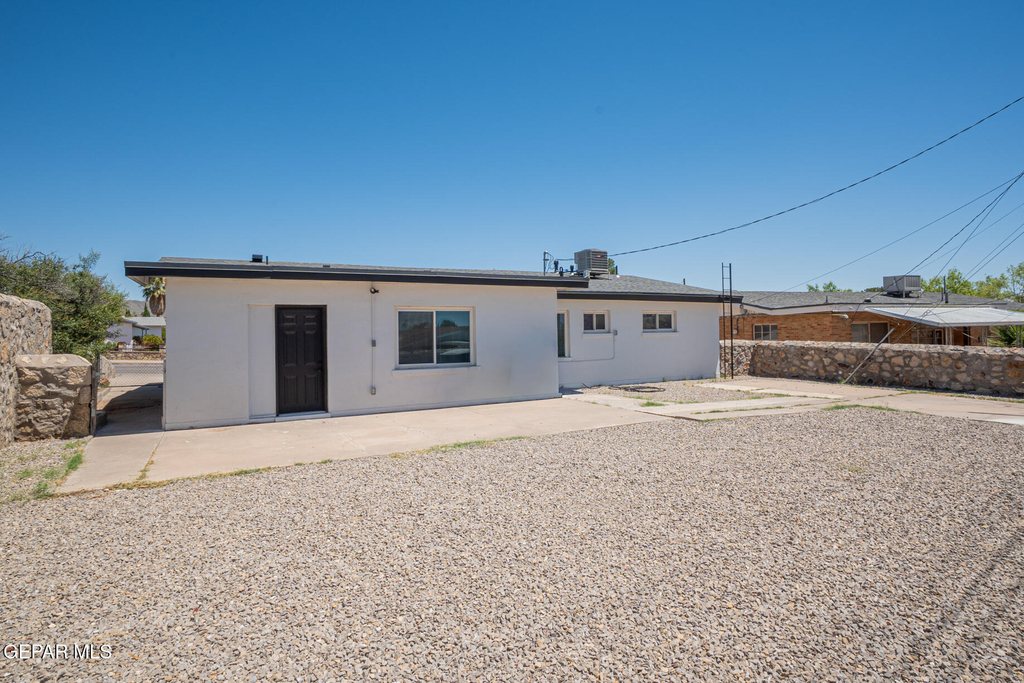 204 Balboa Road - Photo 20