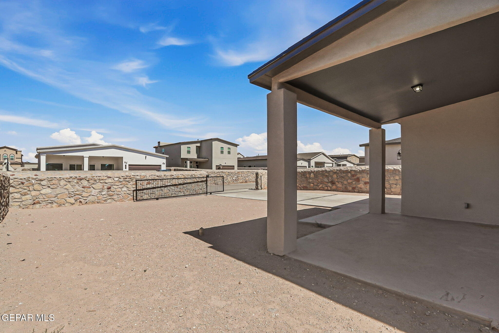 2300 Sammy Cervantes Street - Photo 34