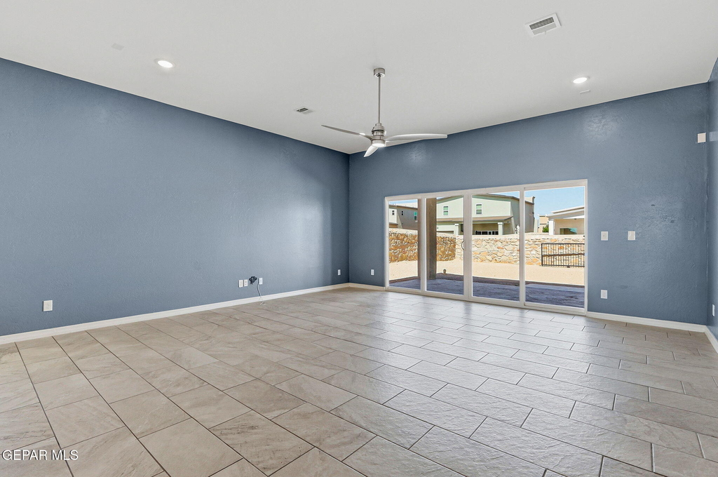 2300 Sammy Cervantes Street - Photo 15