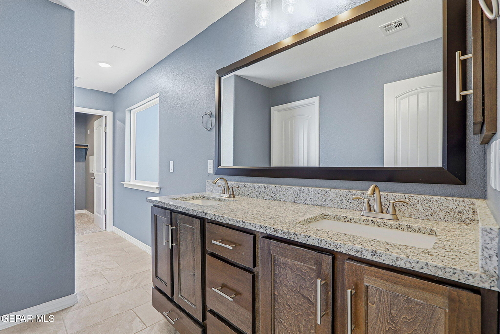 2300 Sammy Cervantes Street - Photo 31