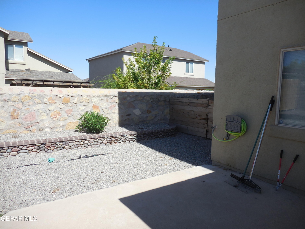 7045 Eagle Nest Court - Photo 3