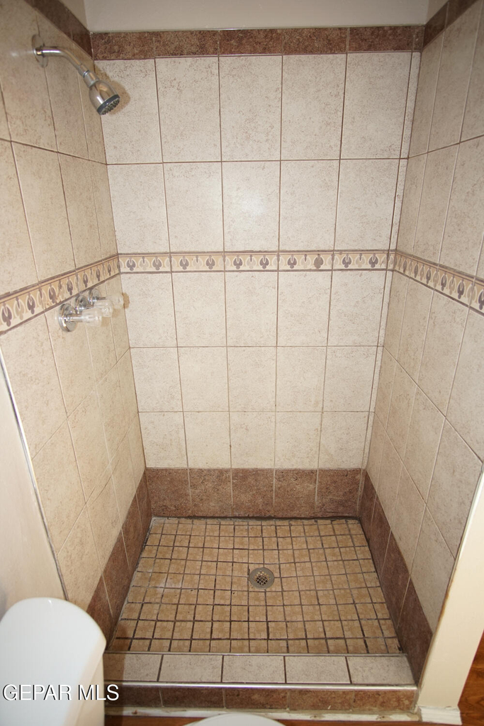 1104 Myrtle Avenue - Photo 5