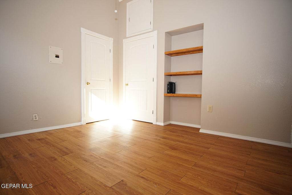 1104 Myrtle Avenue - Photo 3