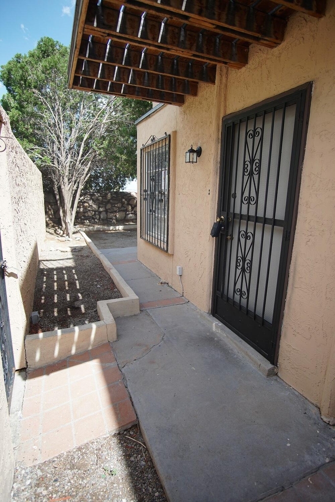 2520 San Jose Avenue - Photo 1