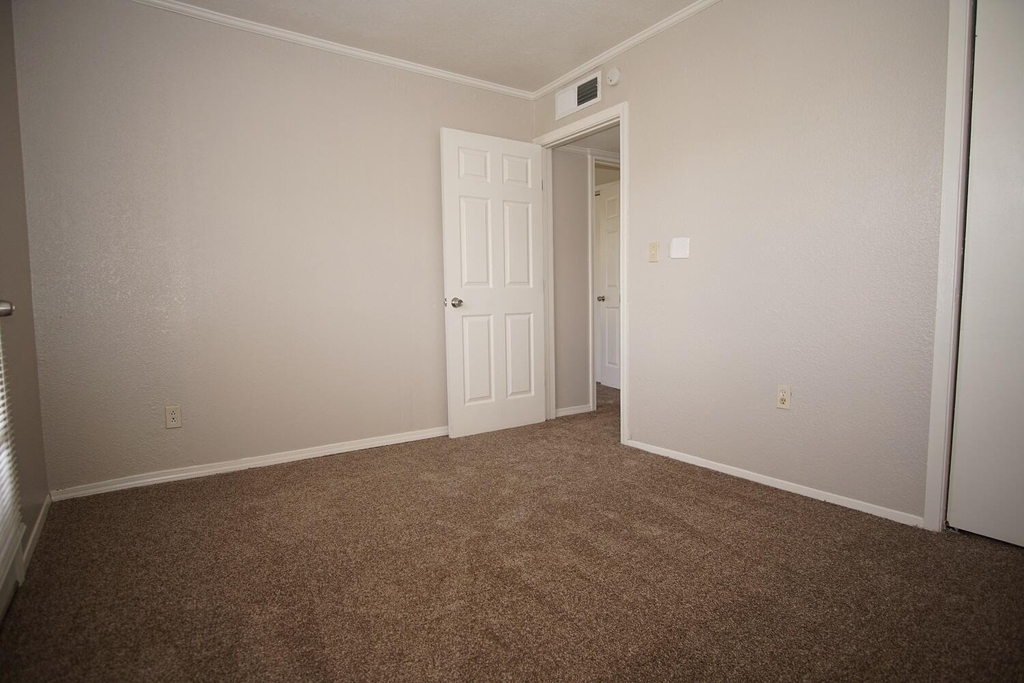 2520 San Jose Avenue - Photo 14