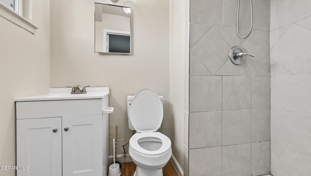 513 Gilmore Way - Photo 9