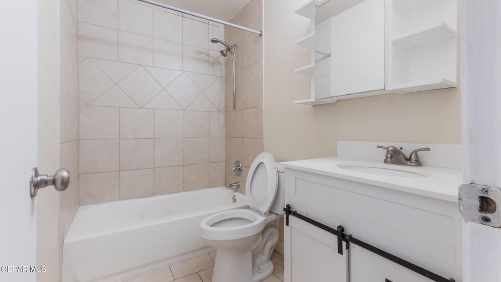 513 Gilmore Way - Photo 18