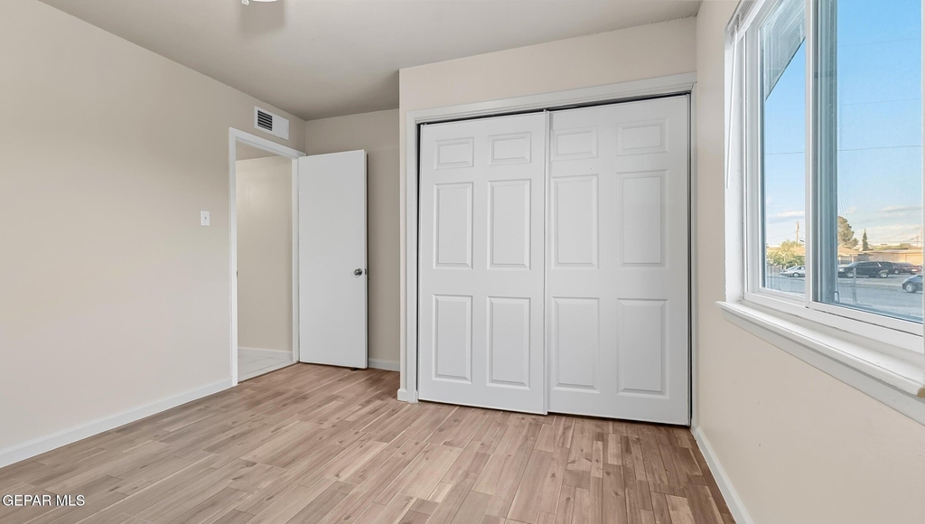 513 Gilmore Way - Photo 12