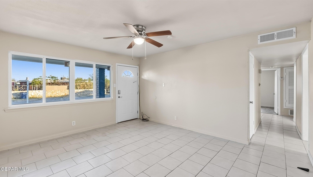 513 Gilmore Way - Photo 22