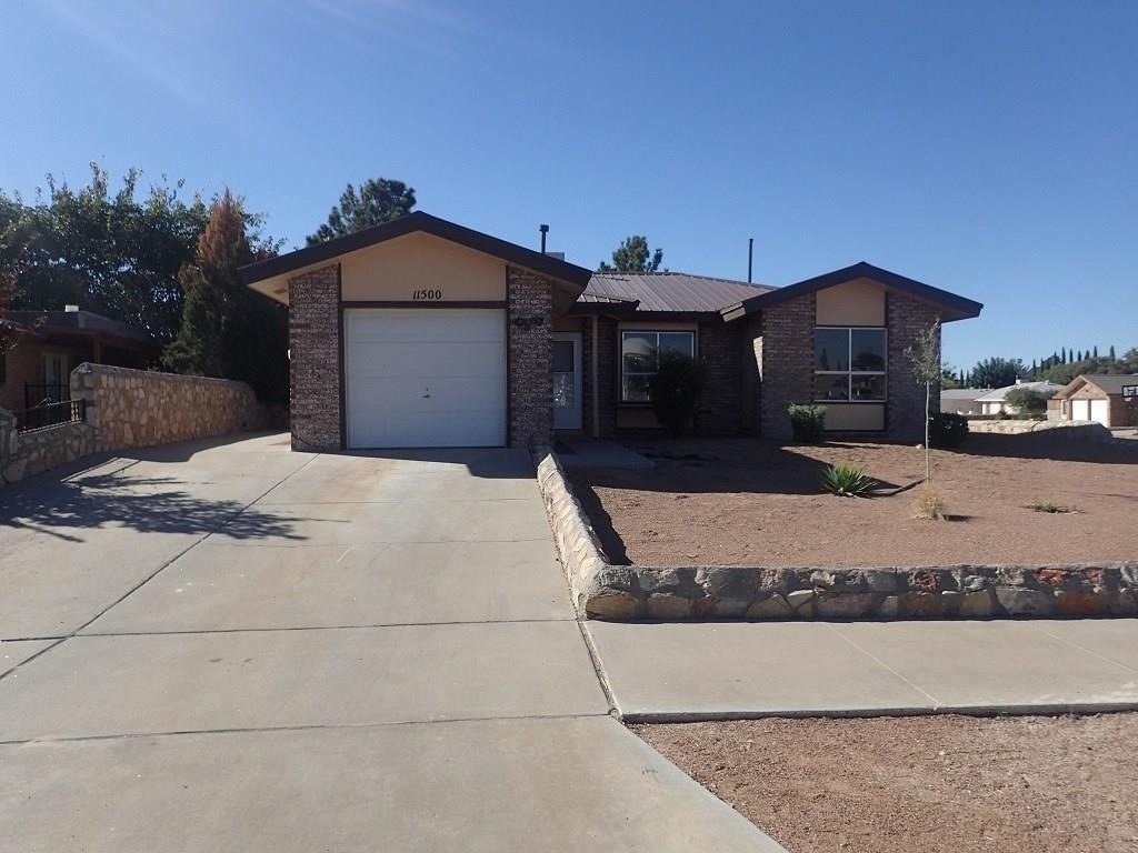 11500 Bob Mitchell Drive - Photo 0