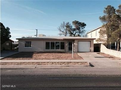 7405 Edgemere Boulevard - Photo 0