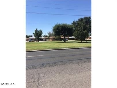 7405 Edgemere Boulevard - Photo 18