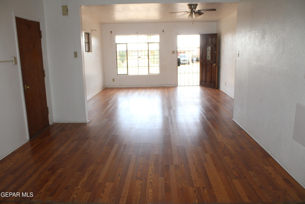 3221 Monroe Avenue - Photo 4