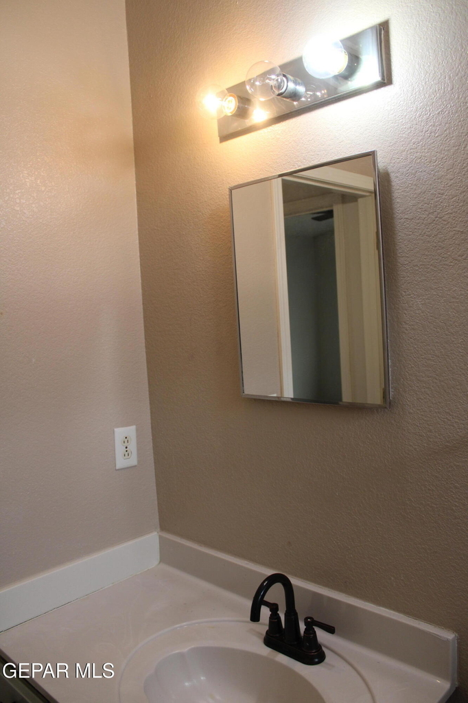 14313 Island Point Drive - Photo 22