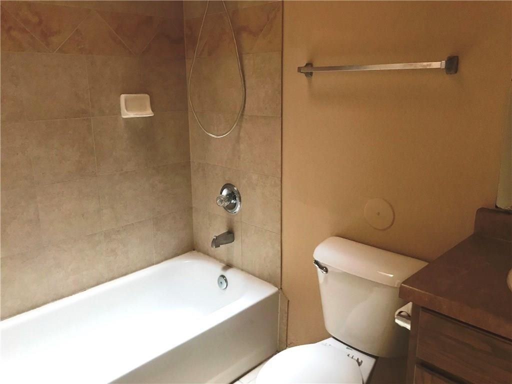6405 Salas Lane - Photo 18