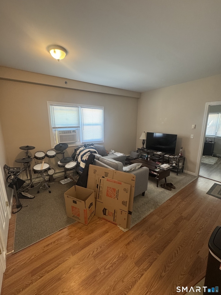 422 Main Street - Photo 2