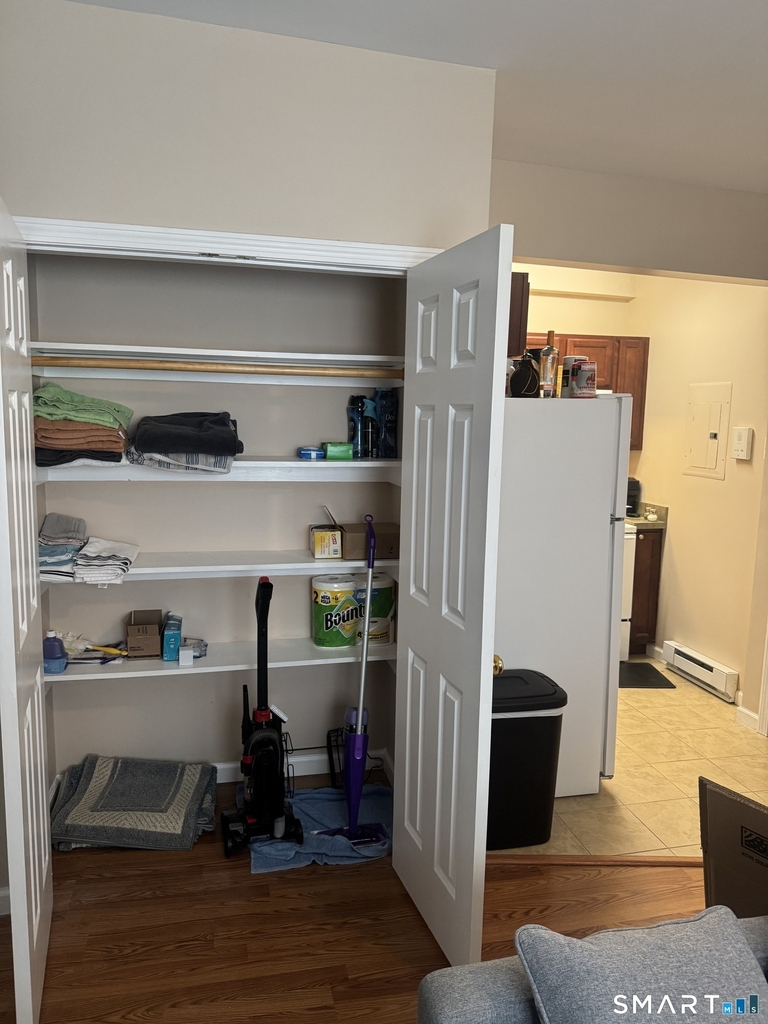 422 Main Street - Photo 3