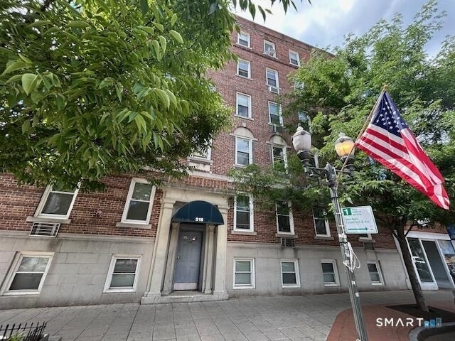 218 Bedford Street - Photo 0