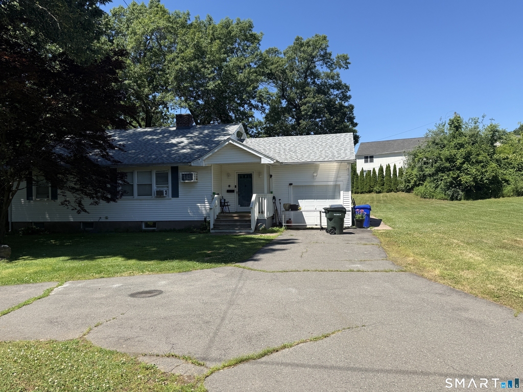 160 Dividend Road - Photo 0