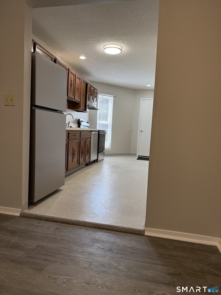 71 Wellington Drive - Photo 6