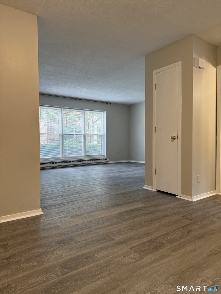 71 Wellington Drive - Photo 8