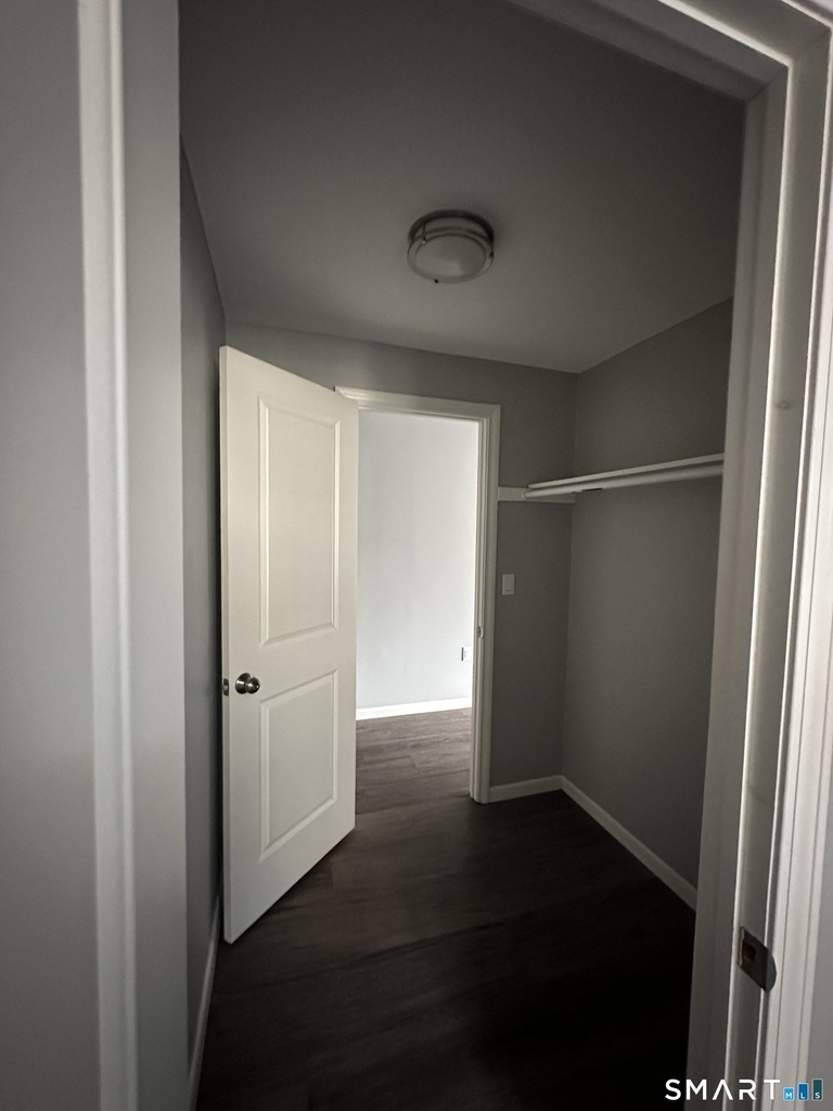 270 Laurel Street - Photo 0