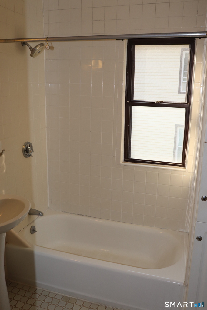 60 Nesbit Avenue - Photo 9
