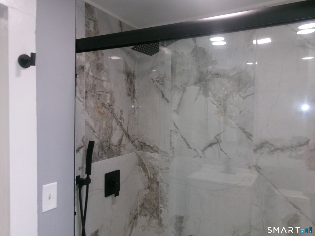188 Hemingway Avenue - Photo 6