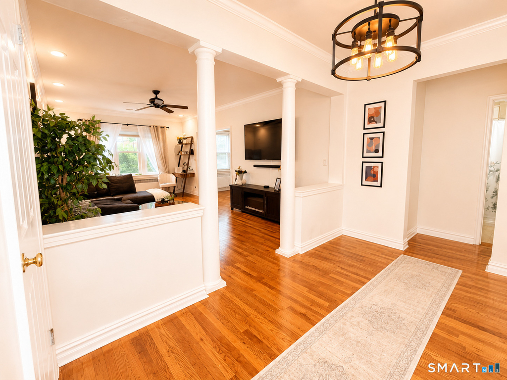 70 Strawberry Hill Avenue - Photo 11