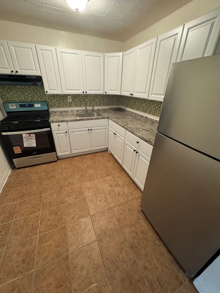Clover Place & Cypress Ave - Photo 5