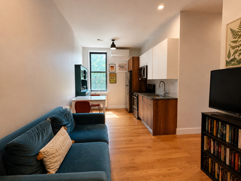 481 Evergreen Avenue - Photo 5