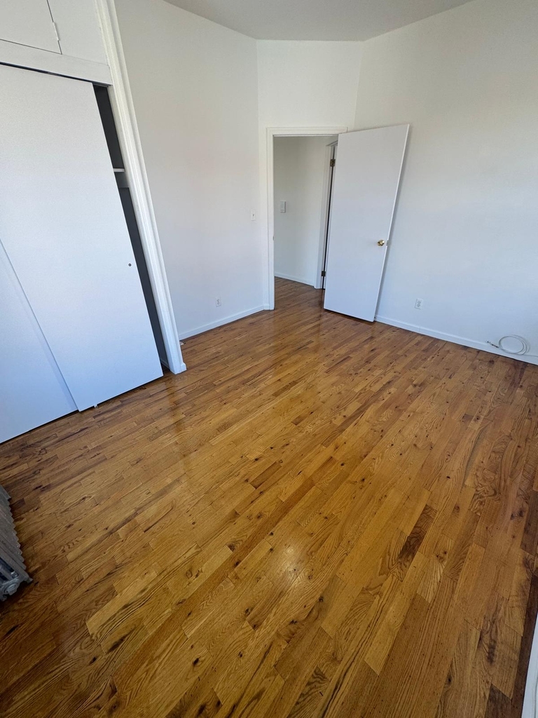 Summit Ave and W. 161st St - Photo 3