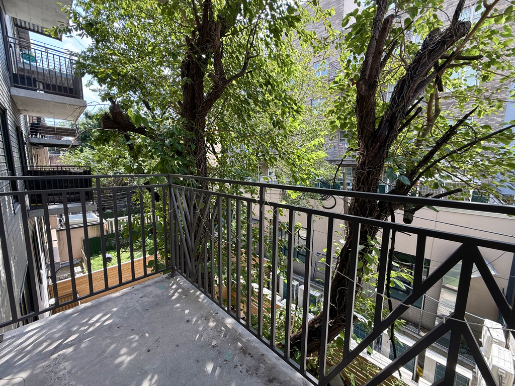 948 Bedford Avenue - Photo 3