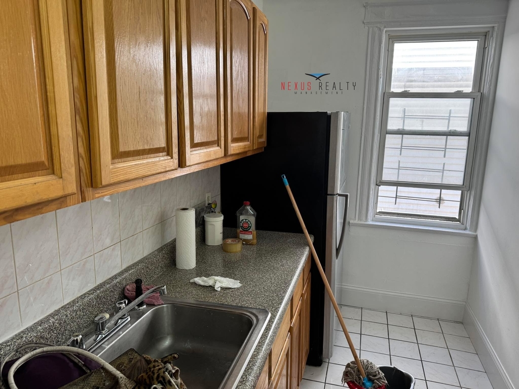 90-58 51st Avenue - Photo 9