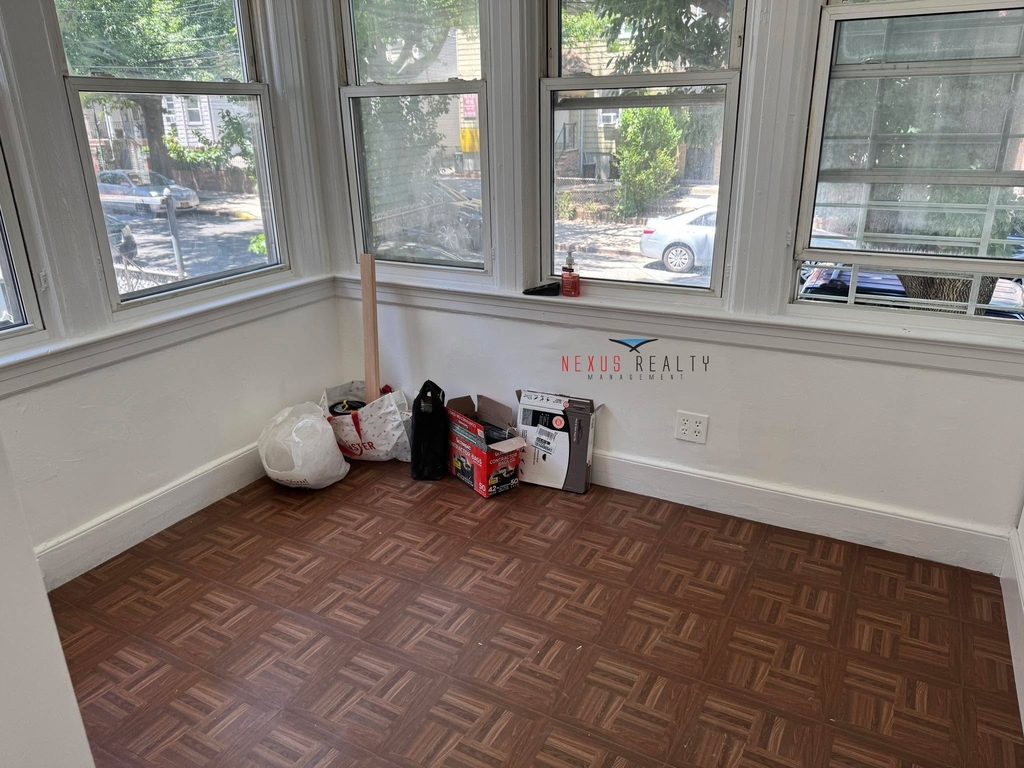90-58 51st Avenue - Photo 4