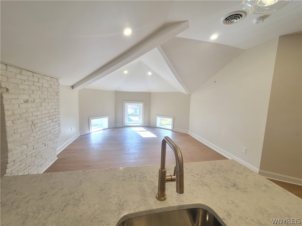 884 Main Street - Photo 2