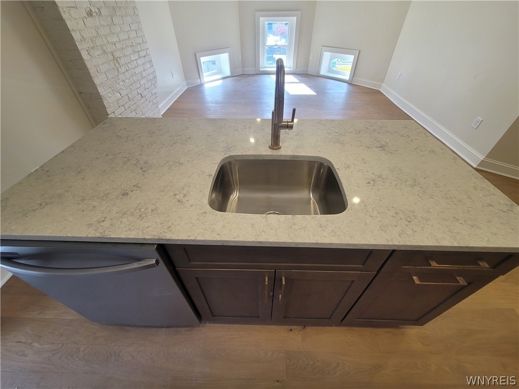 884 Main Street - Photo 3