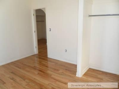 Pinehurst Avenue - Photo 3