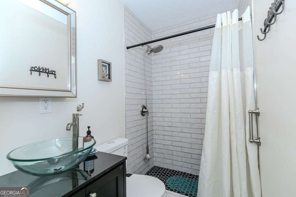150 South Avenue Se - Photo 11