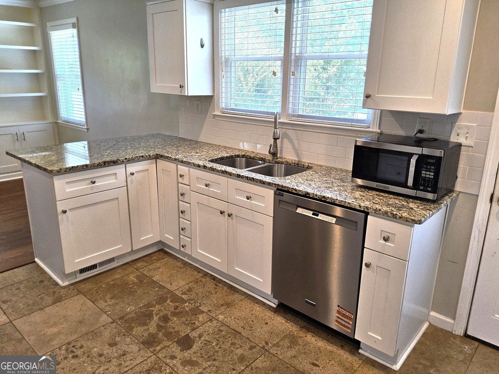740 Pasley Avenue Se - Photo 2