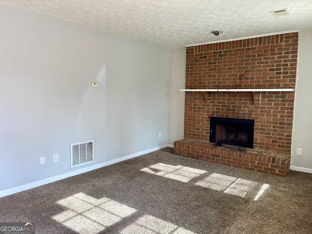 945 Silverwood Drive - Photo 1