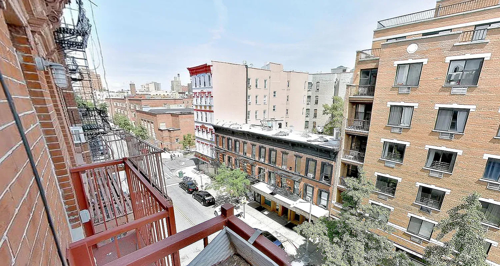 East Village, Manhattan, NY - Photo 6