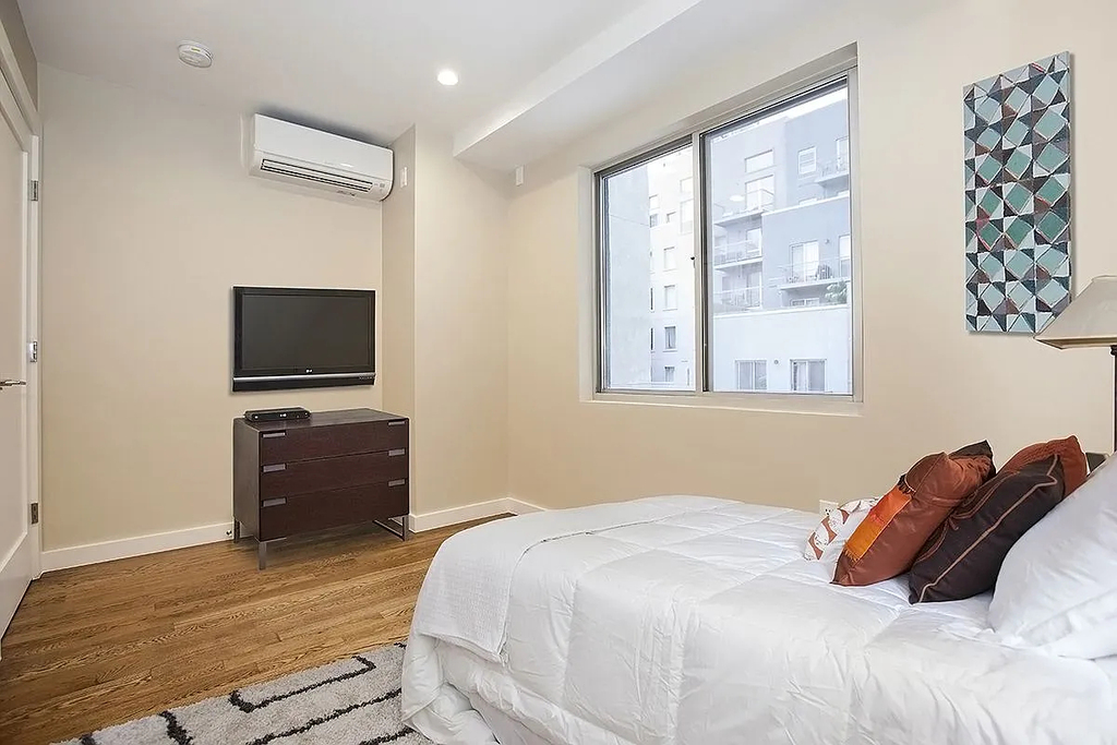 152 Ludlow Street - Photo 7