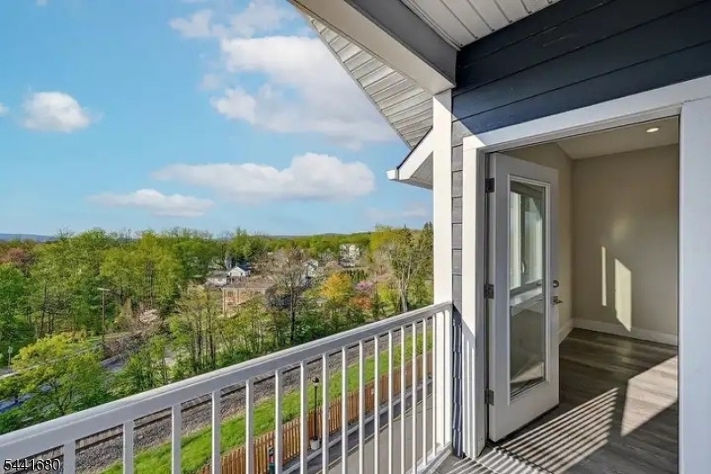 2 Flanders Rd 306 - Photo 17