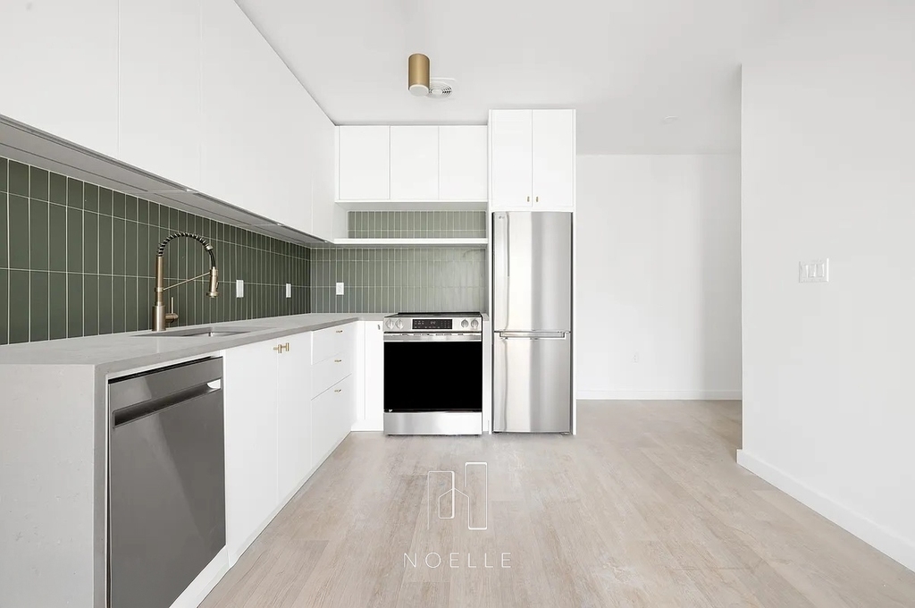 527 Grand Avenue - Photo 1